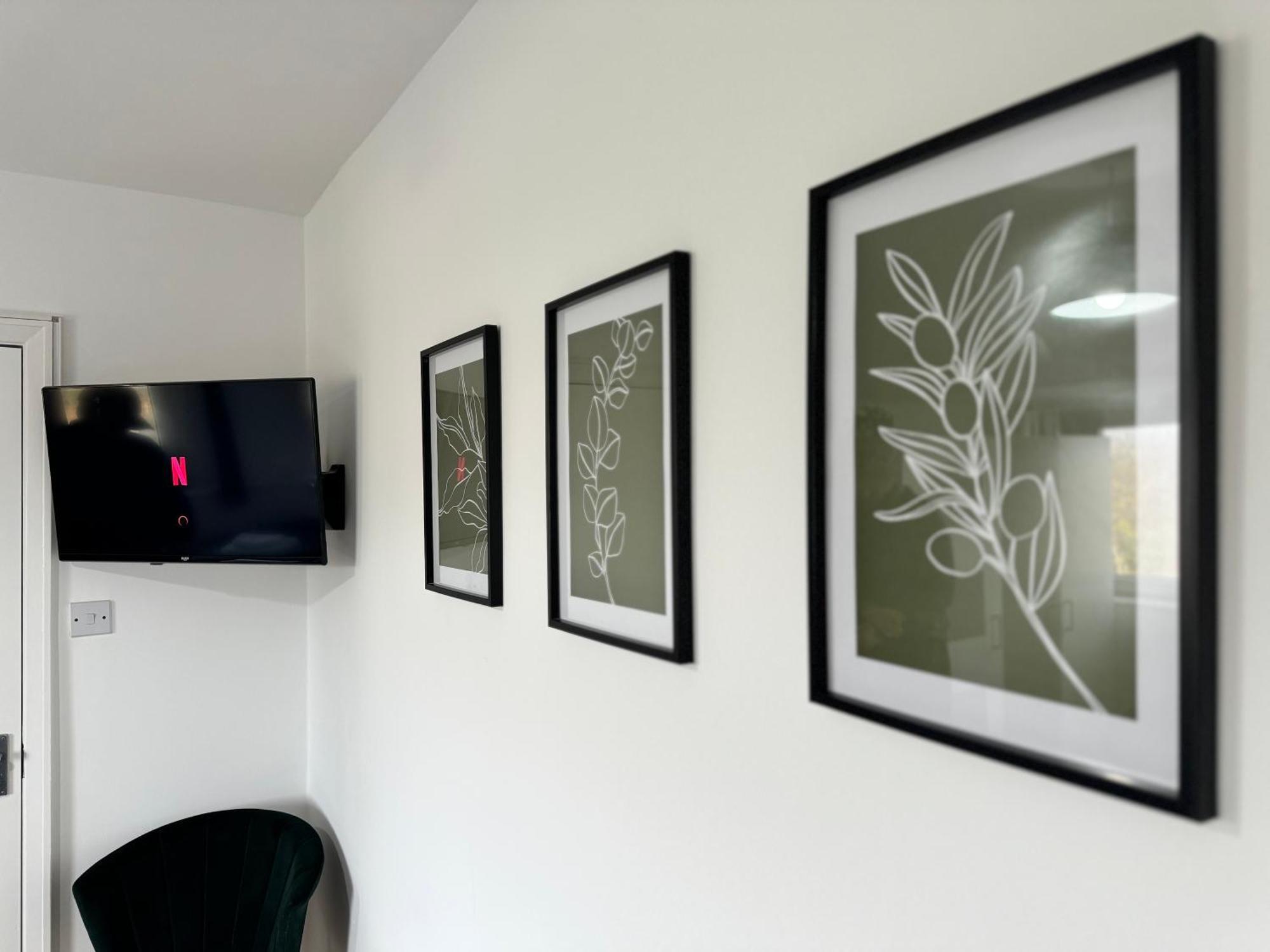 Apartment Sleeps 8 3 Bed Parking Nec Jlr Nia Airport *